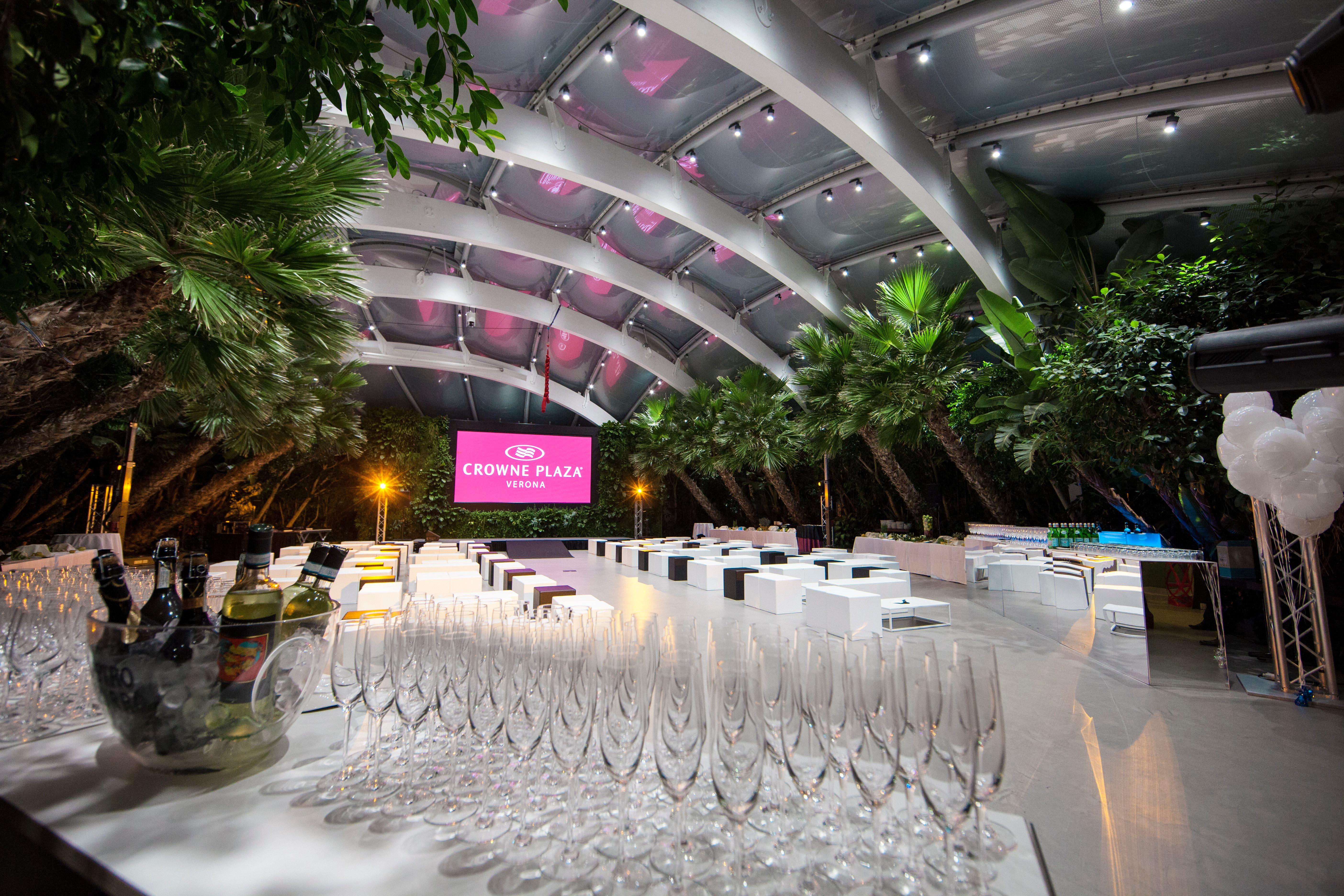 Crowne Plaza Verona Fiera By Ihg Bagian luar foto