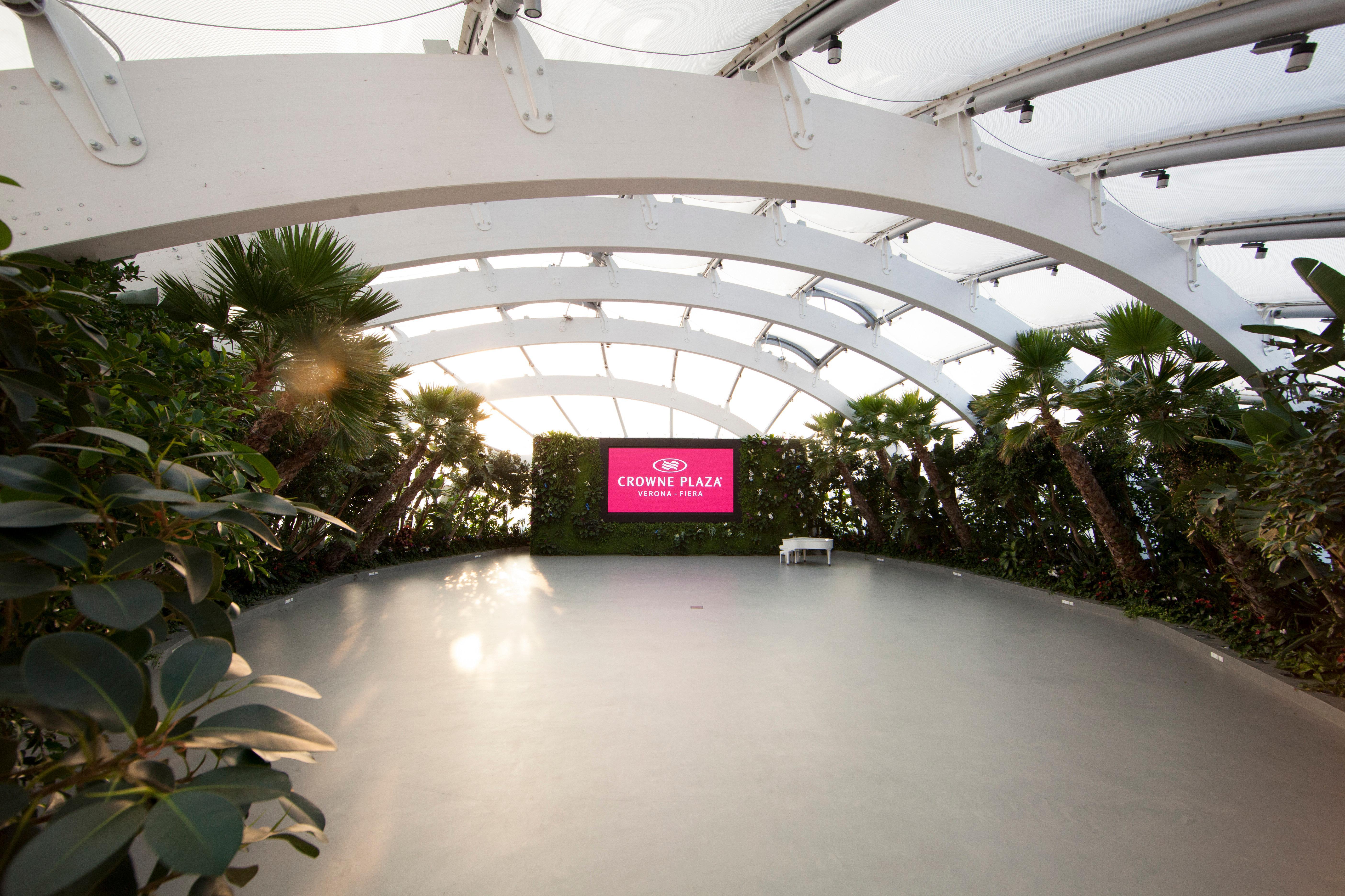 Crowne Plaza Verona Fiera By Ihg Bagian luar foto